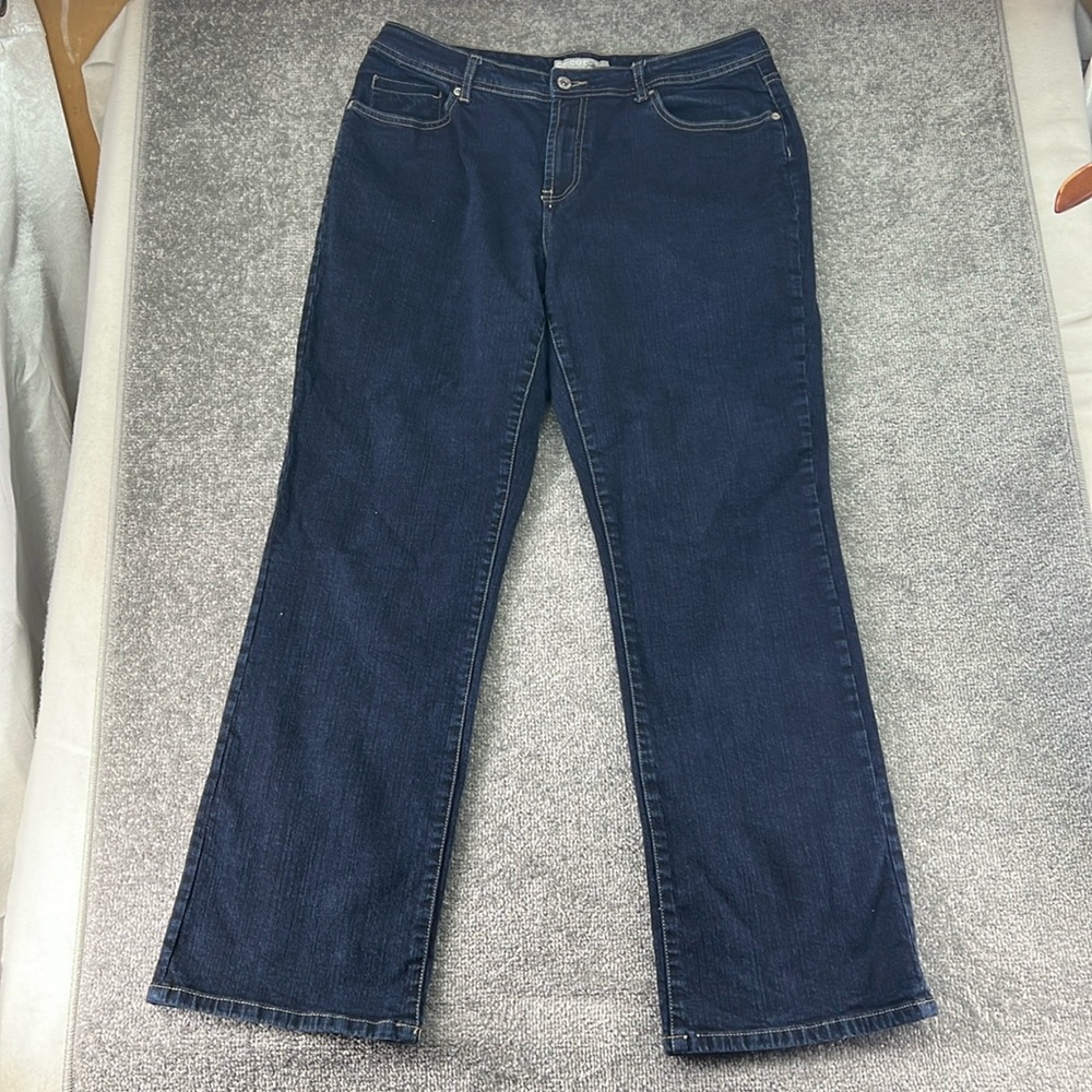 Chicos Blue Jeans Straight Leg Bootcut? Mid Rise Womens Size 2.5 M